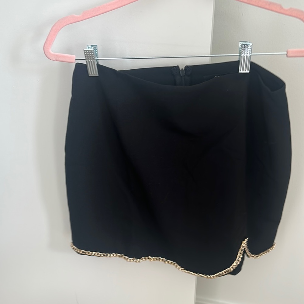Forever 21 mini skirt with gold details